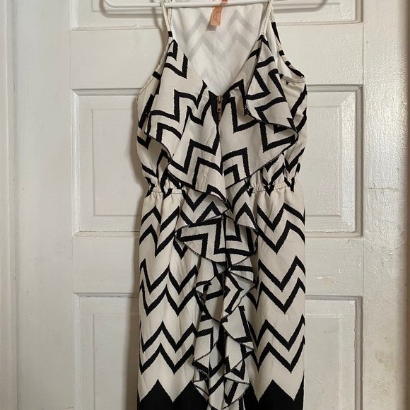 Prevett Patterned White Formal Party Dress, Sleeveless, Front Zip - Picture 1 of 4